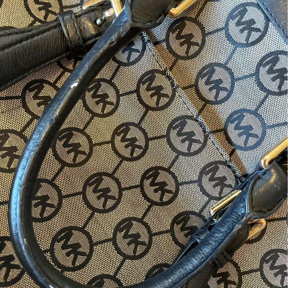 Michael Kors Signature Black Beige Jacquard Tote Handbag - Picture 11 of 15